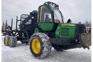 2015 John Deere 1010E  Forwarder